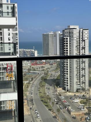 אריק איינשטיין 1 (מתחם קוממיות)