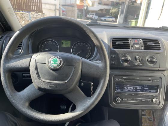 סקודה פאביה (2012)