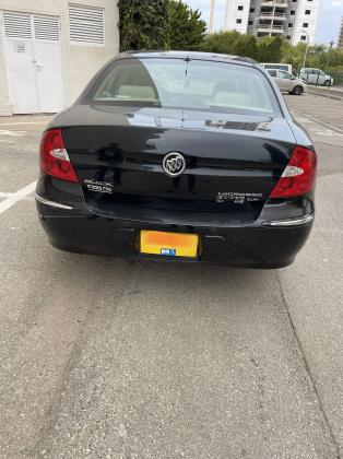 ביואיק לה קרוס (2009)