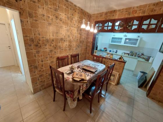 קדיש לוז 12 (לב העיר)