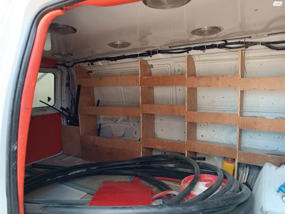 פורד אקונוליין קצר (2006)