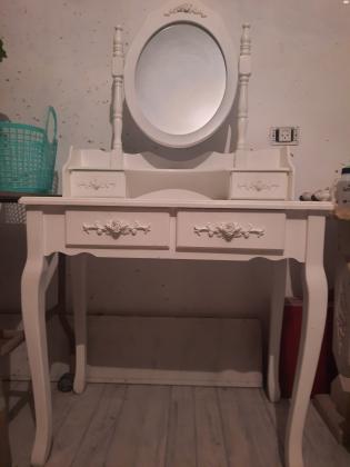 שידת איפור לנערה המתבגרת הכולל