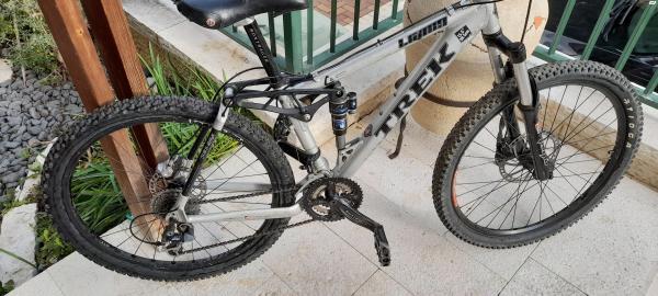 אופניים שיכוך מלא, גודל