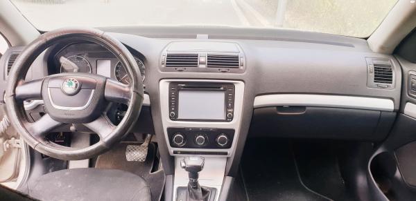 סקודה אוקטביה (2009)