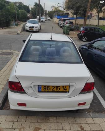 מיצובישי לנסר קלאסיק (2006)