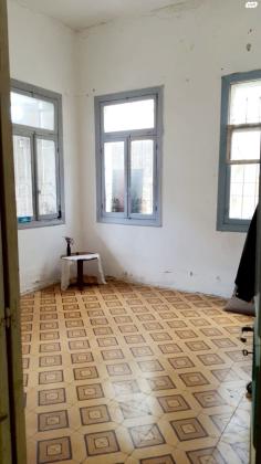 שדרות ירושלים 99 (מרכז יפו מזרחית לשדרות ירושלים)