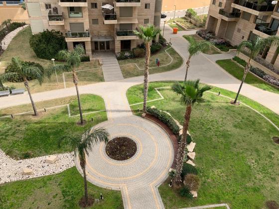 אברהם בויאר 4 (רמת אביב ג)