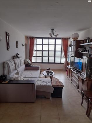 הרב ניסנבאום 34 (רמת הנשיא)