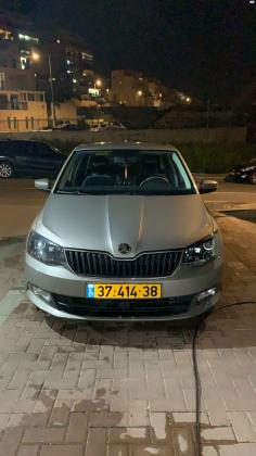 סקודה פאביה (2016)