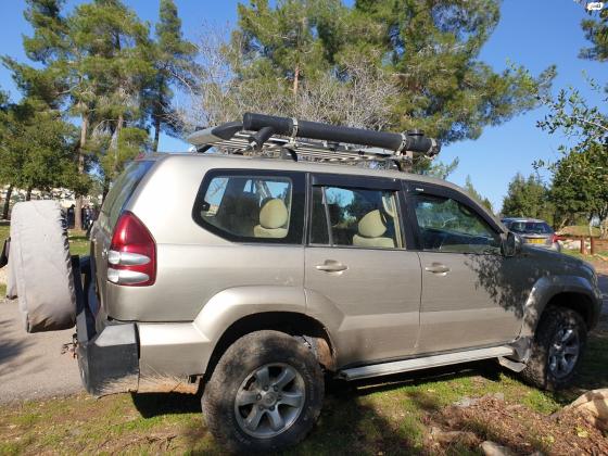 טויוטה לנד קרוזר ארוך (2005)