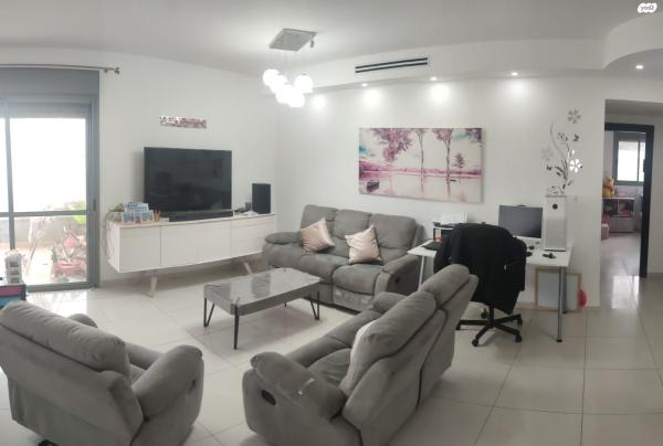 דוד מזרחי 29 (מילצ'ן;שעריים)