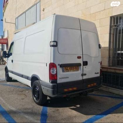 רנו מאסטר קצר/בינוני (2008)