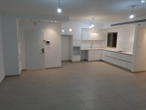 דרך בן גוריון 5 (אבן גבירול)