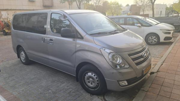 יונדאי i800 (2018)