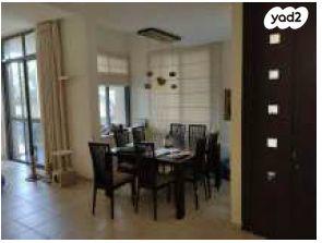 מזל אריה 33 (מגדיאל)