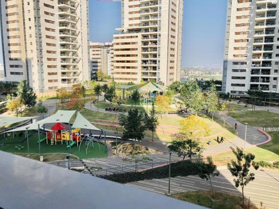 חיים הרצוג 17 (פסגות אפק)