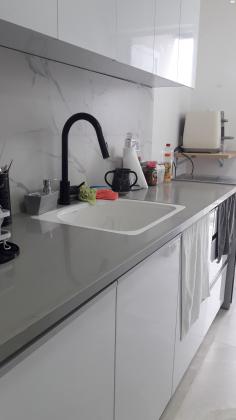 הרב נויפלד 15 (קרית הרצוג)