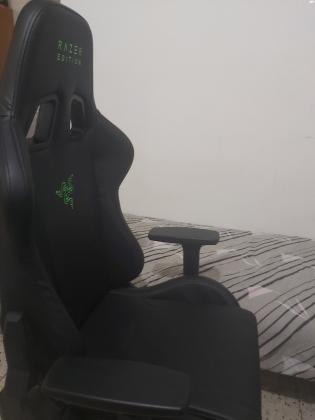 כיסא גיימינג, חברת רייזר, כמו