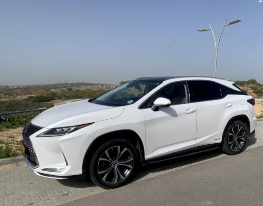 לקסוס RX450H (2020)