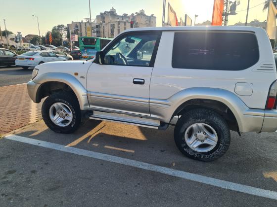 טויוטה לנד קרוזר פרדו קצר (2002)