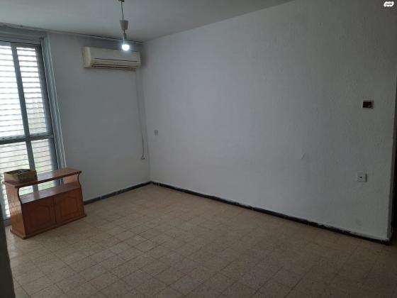 שדרות ירושלים 69