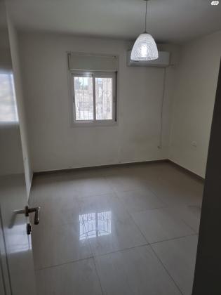 משה סנה 5 (נוה יעקב)