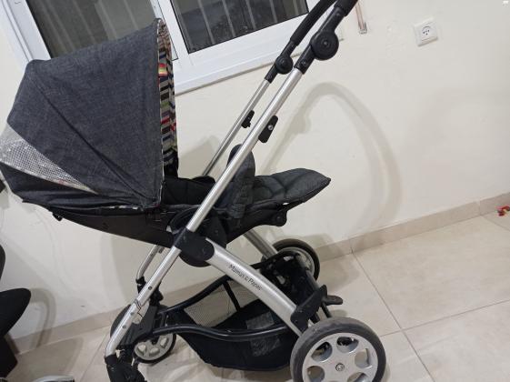 עגלת מאמס אנד פאפס במצב