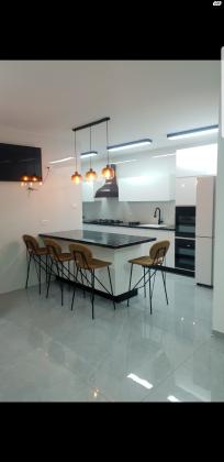 זלמן שז"ר 27 (תל כביר)