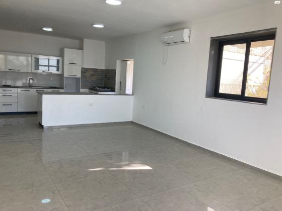 יעקב פיכמן 8 (רסקו(גבעת הורדים))