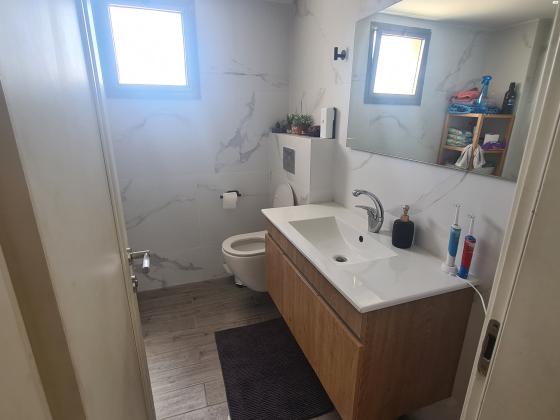 הרב שלום שבזי 155 (מצפה אפק)