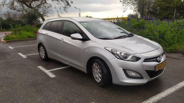 יונדאי i30CW (2014)