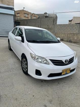 טויוטה קורולה (2011)