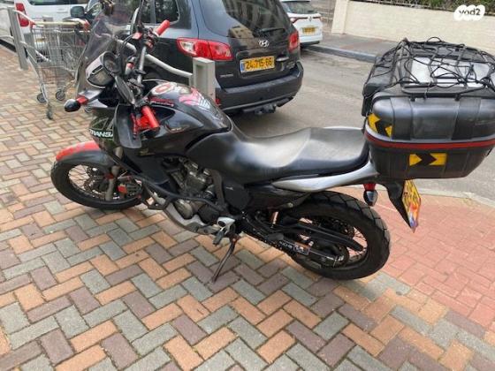 הונדה טרנסאלפ 700 (2011)