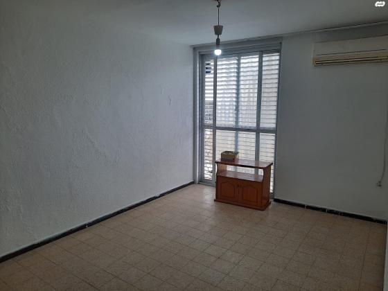 שדרות ירושלים 69