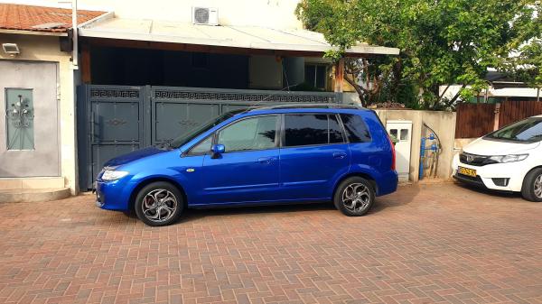 מאזדה פרמסי (2003)