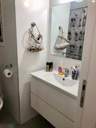 הטייסים 63 (אפרידר)