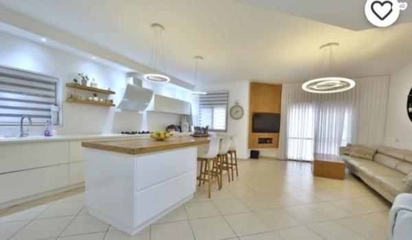 הדקלים 9 (מרכז העיר)