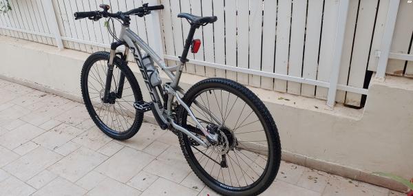 אופני הרים NORCO שיכוך מלא