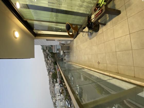 אסתר המלכה 1 (רמת כנרת)