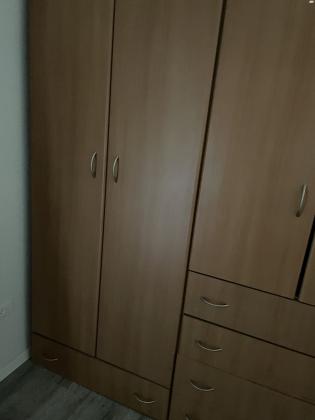 ארון בגדים חום, 4 דלתות