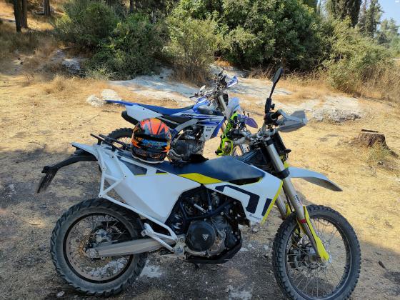 הוסקוורנה 701 אנדורו (2020)