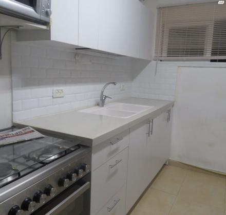 צבי הרלינג 10 (קרית הרצוג)