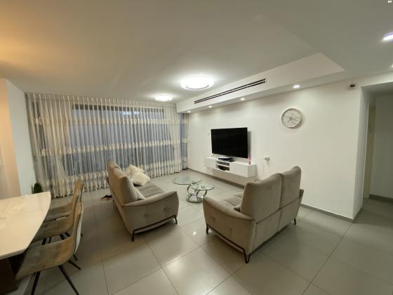 אסתר המלכה 1 (רמת כנרת)