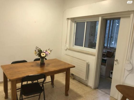 הרב חיים ברלין 33 (רסקו(גבעת הורדים))