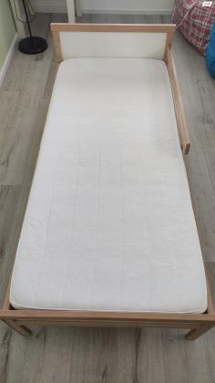 מיטה לילד של IKEA מדגם