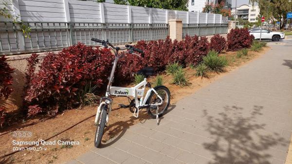האופניים בנות 3 שנים בערך,