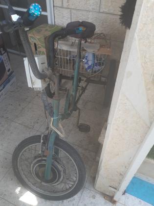 תלת אופן תלת אופן חשמלי