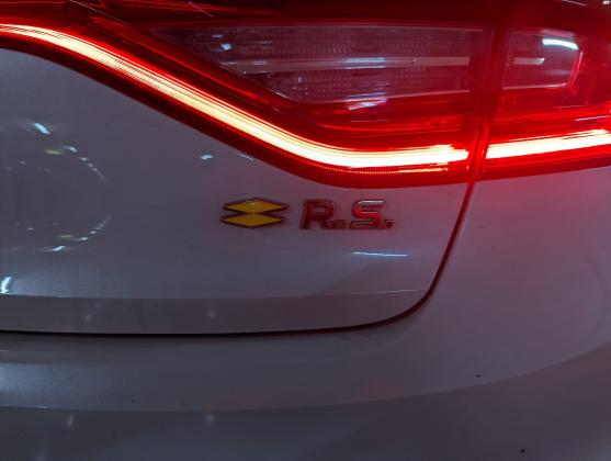 רנו מגאן קופה / ספורט (2020)