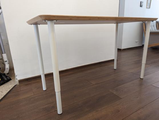 שולחן כתיבה מודולרי של איקאה,