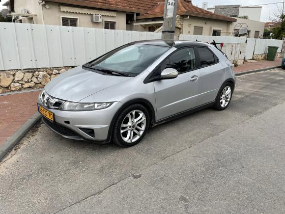 הונדה סיוויק האצ'בק החדשה (2009)